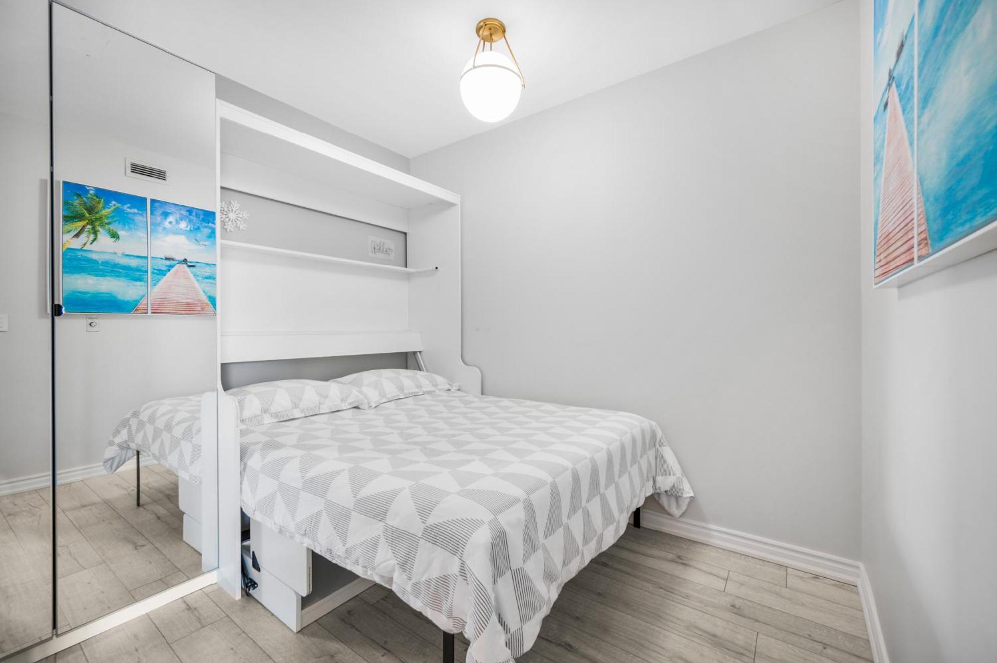 Luxury Downtown Toronto 2 Bedroom Suite With City And Lake Views And Free Parking Dış mekan fotoğraf
